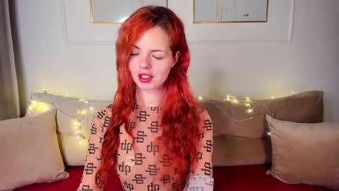 Snapshot of rubyattwood chatting on February 21, 4:37 pm rubyattwood online show from February 21, 4:37 pm