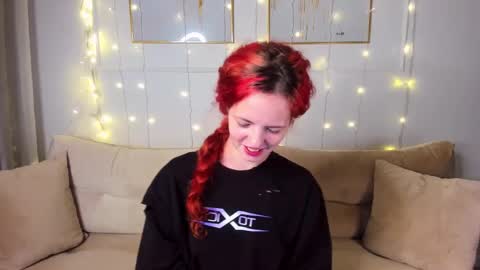 Snapshot of rubyattwood chatting on March 8, 11:39 pm rubyattwood online show from March 8, 11:39 pm