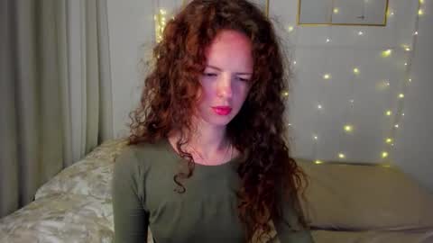 Snapshot of rubyattwood chatting on November 6, 10:32 pm rubyattwood online show from November 6, 10:32 pm