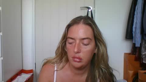 Snapshot of rubyredxxxoxxx chatting on August 2, 10:03 am rubyredxxxoxxx online show from August 2, 10:03 am