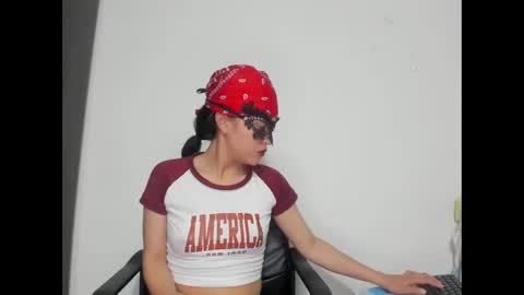 Snapshot of rubysexybell chatting on January 9, 4:04 am rubysexybell online show from January 9, 4:04 am