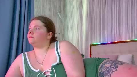 Snapshot of rubyvalen chatting on July 1, 1:07 am Ruby online show from July 1, 1:07 am