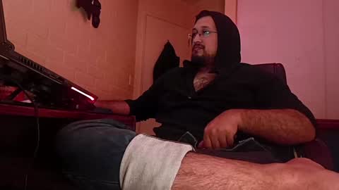 Snapshot of ruck_31 chatting on December 3, 2:47 am  Ruck  online show from December 3, 2:47 am