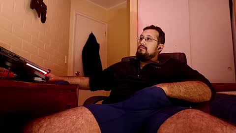 Snapshot of ruck_31 chatting on December 18, 1:37 am  Ruck  online show from December 18, 1:37 am