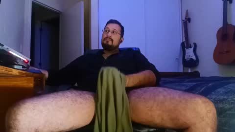 Snapshot of ruck_31 chatting on November 24, 7:19 am Ruck online show from November 24, 7:19 am