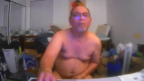 rueltrinidad73 online show from May 17, 5:27 am