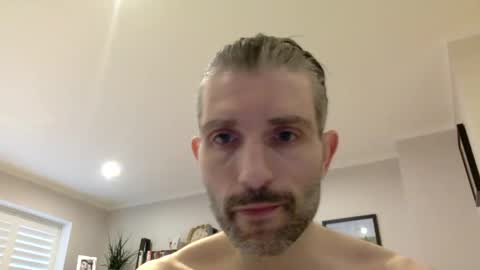 Snapshot of rugbymvp chatting on February 10, 10:42 am rugbymvp online show from February 10, 10:42 am