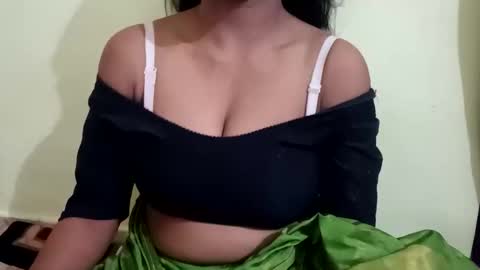Snapshot of ruhi5064 chatting on June 1, 3:30 am Ruhi online show from June 1, 3:30 am