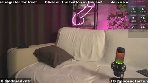 Snapshot of rus_adventure chatting on January 15, 10:38 am Adam online show from January 15, 10:38 am