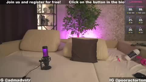 Snapshot of rus_adventure chatting on February 19, 9:39 am Adam online show from February 19, 9:39 am