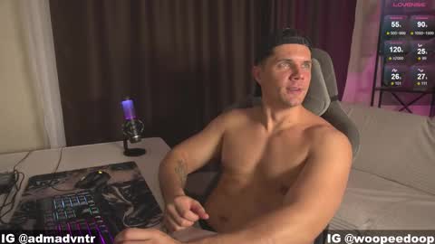 Snapshot of rus_adventure chatting on November 7, 8:58 am Adam online show from November 7, 8:58 am