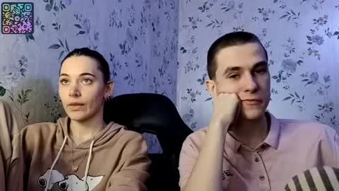 Lisa and Vlad online show from May 7, 6:46 pm