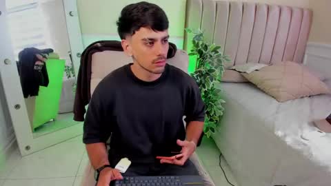 Russ online show from March 15, 7:53 pm