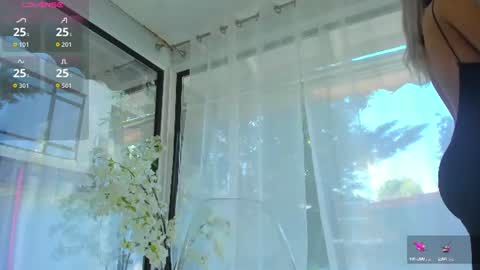 Snapshot of russian_ava chatting on July 5, 6:42 am Ava online show from July 5, 6:42 am