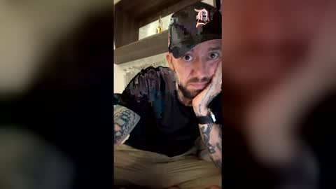 russo_fox online show from May 13, 1:58 am