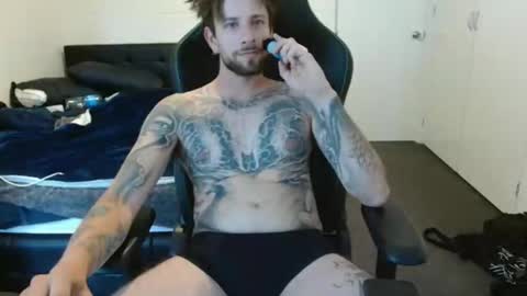 Snapshot of russora666 chatting on December 21, 3:57 am russora666 online show from December 21, 3:57 am