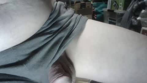 Snapshot of russtenail21 chatting on December 17, 1:44 am Russtenail21 online show from December 17, 1:44 am