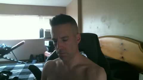 rustic_cuse_777 online show from October 29, 3:47 pm