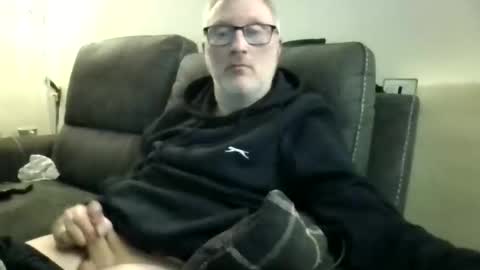 rusty69x online show from December 3, 2:52 am