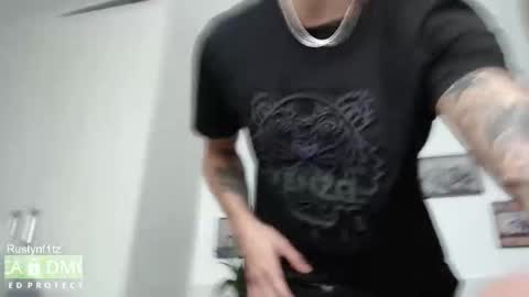 Snapshot of rustynf1tz chatting on October 22, 5:19 am MillionDollarGuy online show from October 22, 5:19 am