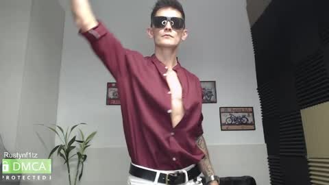 Snapshot of rustynf1tz chatting on May 13, 6:22 am MillionDollarGuy online show from May 13, 6:22 am