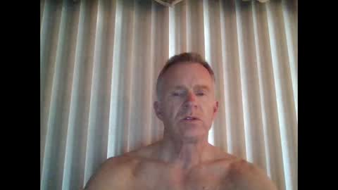 Snapshot of rustyva chatting on March 5, 1:40 pm rustyva online show from March 5, 1:40 pm