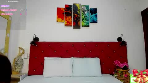 Ruth online show from November 27, 1:24 pm