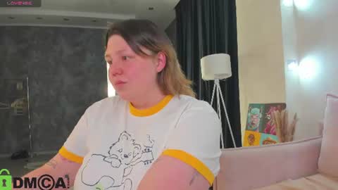 Snapshot of rutholiver chatting on July 10, 9:23 am Ruth GMT2 Mon 10 AM - 4 PM Tue 10 AM - 4 PM Thu 3-9 AM Fri 10 AM - 4 PM Sun 10 AM - 4 PM. online show from July 10, 9:23 am