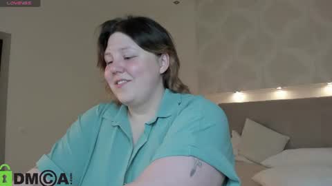 Snapshot of rutholiver chatting on July 21, 1:08 am Ruth GMT2 Mon 10 AM - 4 PM Tue 10 AM - 4 PM Thu 3-9 AM Fri 10 AM - 4 PM Sun 10 AM - 4 PM. online show from July 21, 1:08 am