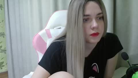 Tanyushka online show from December 2, 6:58 pm