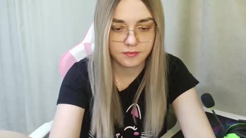 Tanyushka online show from December 22, 7:22 pm