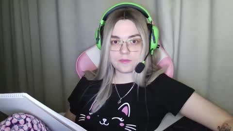 Tanyushka online show from February 4, 6:36 pm