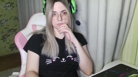 Tanyushka online show from April 2, 7:33 pm