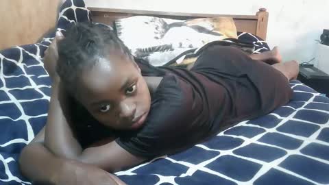 ruu_prettygal online show from March 14, 7:36 am