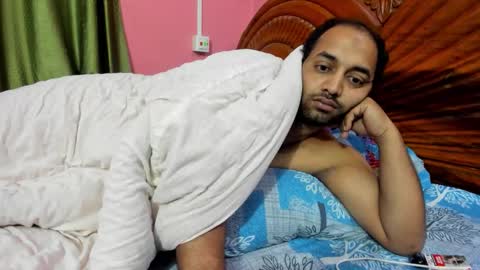 Snapshot of rwb17 chatting on December 16, 12:48 am rwb17 online show from December 16, 12:48 am