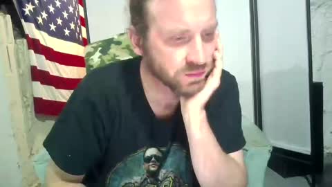 Snapshot of rwb1982 chatting on October 12, 2:32 am rwb1982 online show from October 12, 2:32 am