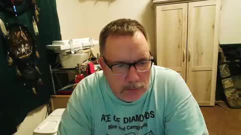 Snapshot of rwzar_0712 chatting on September 22, 10:56 pm rwzar_0712 online show from September 22, 10:56 pm