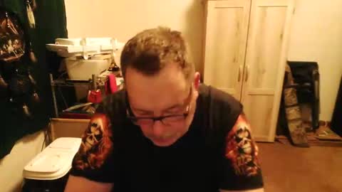 Snapshot of rwzar_0712 chatting on September 25, 1:20 am rwzar_0712 online show from September 25, 1:20 am