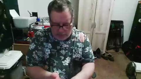 Snapshot of rwzar_0712 chatting on November 24, 5:18 am rwzar_0712 online show from November 24, 5:18 am