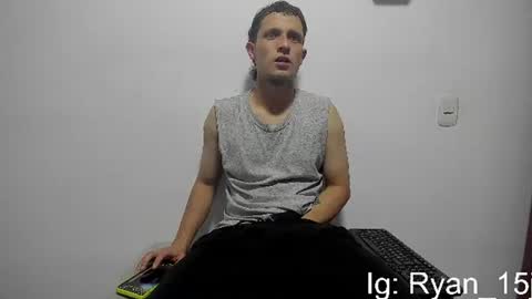 Snapshot of ryan15_ chatting on June 24, 3:16 am Ryan 15 online show from June 24, 3:16 am