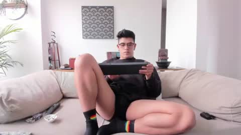 Ryan online show from July 8, 7:40 pm