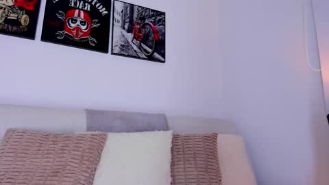 Ryan  online show from February 25, 1:26 am