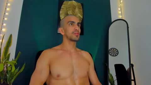 Snapshot of ryan_doyle chatting on September 27, 9:20 pm Ryan independent model online show from September 27, 9:20 pm