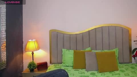 Snapshot of ryan_nesson chatting on September 18, 4:09 pm Ryan online show from September 18, 4:09 pm