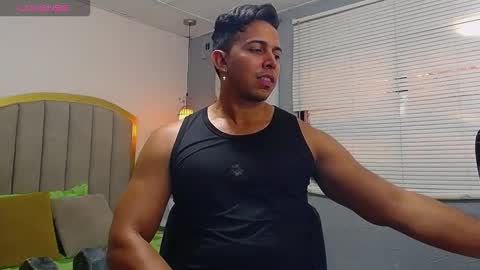 Snapshot of ryan_nesson chatting on September 26, 2:43 pm Ryan online show from September 26, 2:43 pm