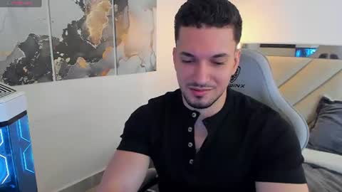 Ryan online show from August 1, 9:14 pm