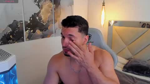 Ryan online show from August 3, 2:33 pm