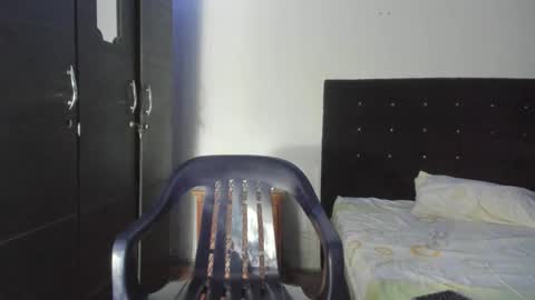 ryan_xc1 online show from September 29, 2:27 am