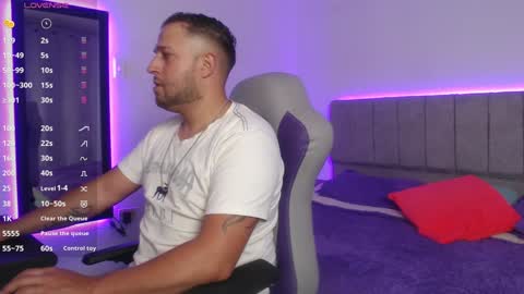  Ryan And Pamela   online show from December 29, 3:00 am