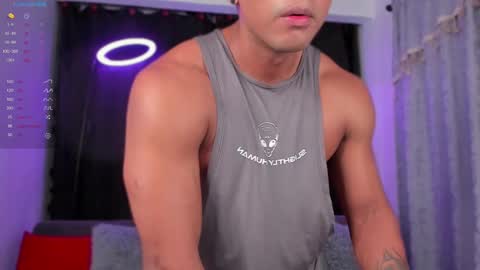 Snapshot of ryanboy30 chatting on February 13, 2:52 pm ryanboy30 online show from February 13, 2:52 pm